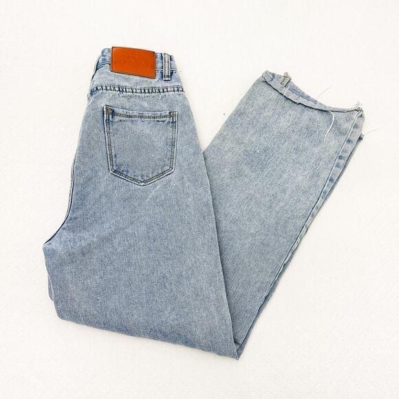 Princess Polly Light Wash Denim Mom Jeans Raw Hem Size 0 - Picture 8 of 8